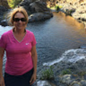 Meet your Posher, Angela